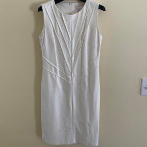 Kenar White Bodycon SleevelesCocktail Dress Size 4